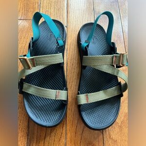 NWOT - Chaco Lowdown Sandal - Women's Size 9 - Avocado Teal